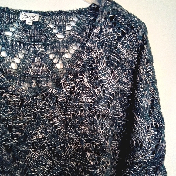 Open Knit Pointelle V Neckline Sweater - Picture 10 of 15